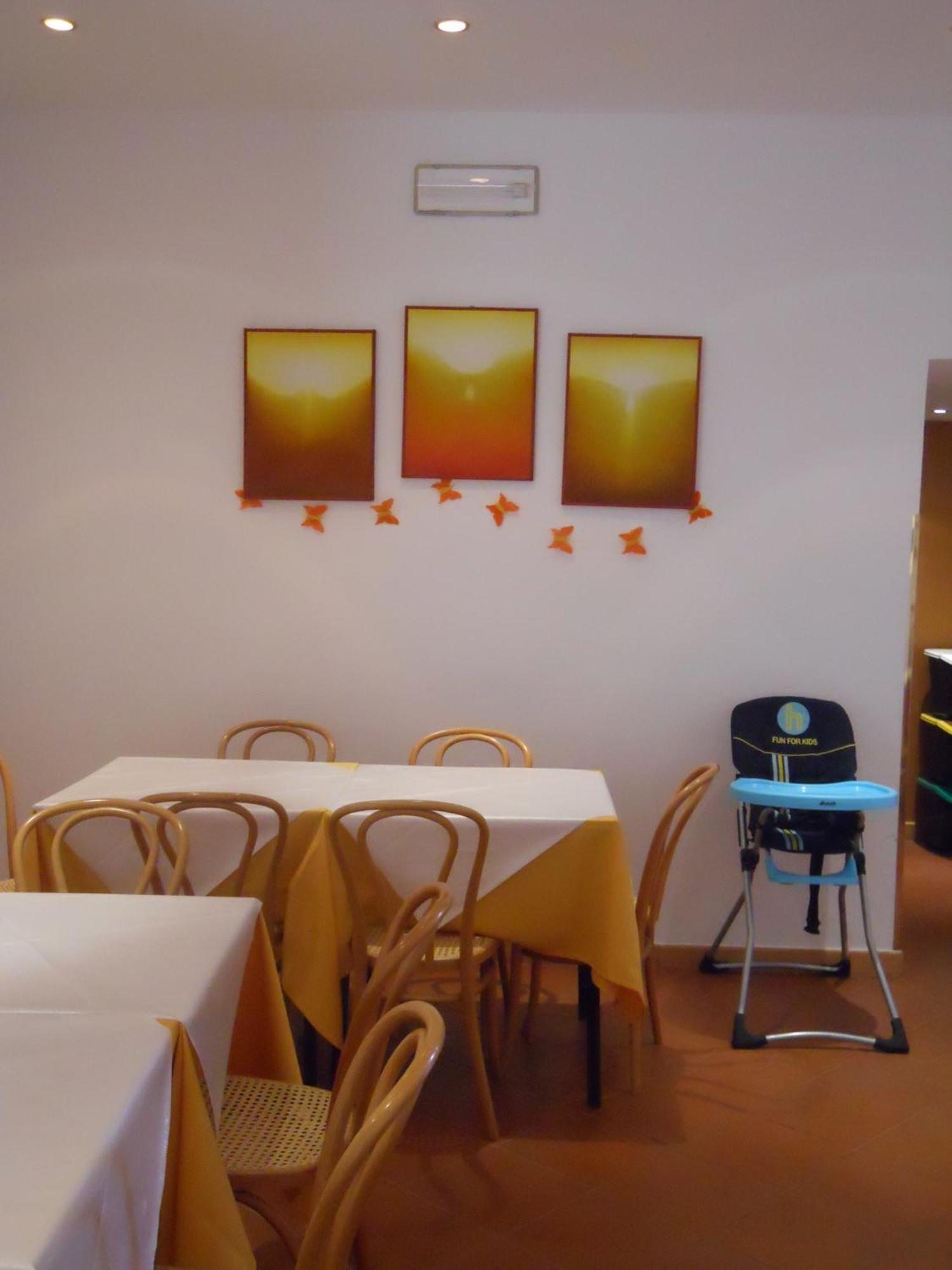 Albergo Italia Урбино Экстерьер фото